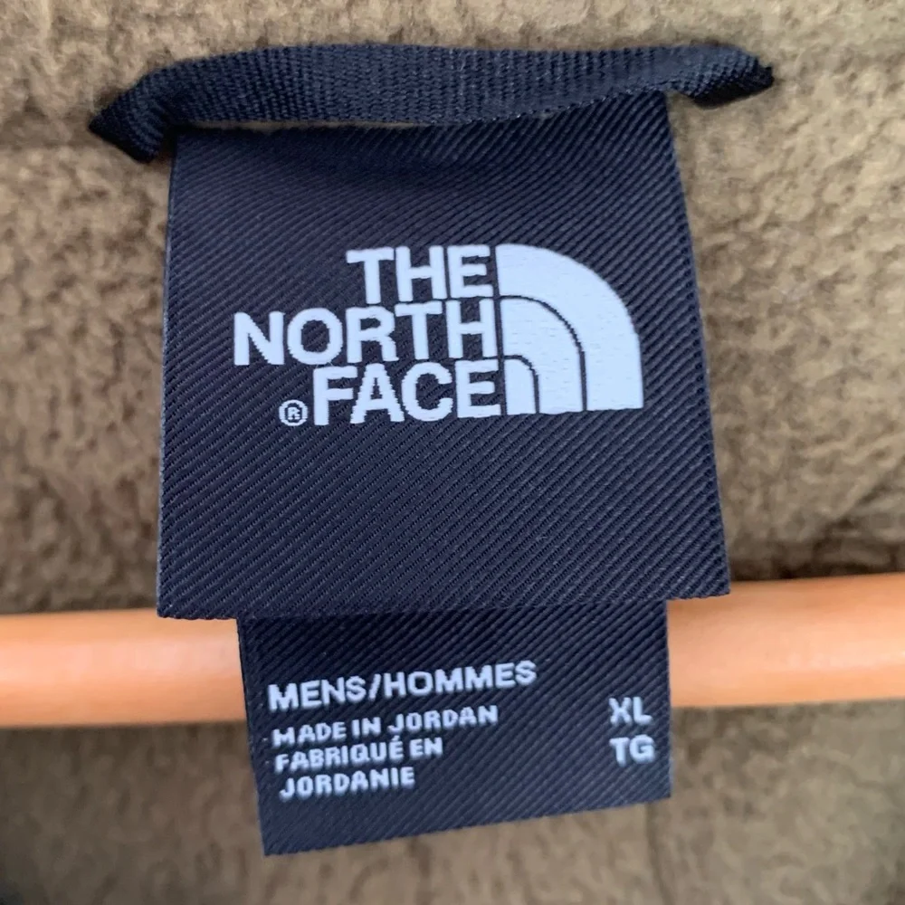 The North Face Fleece Quilted 1/4 Snap Pullover Jacket Men’s XL